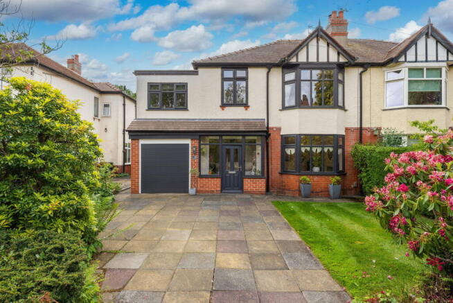 4 bed property, in Ley Hey Road, £650,000