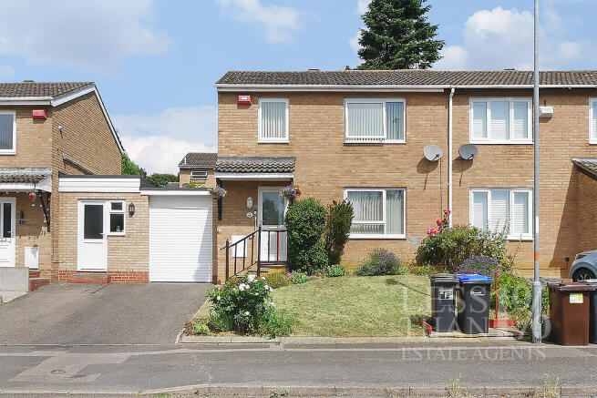 3 bed property, in Ecton Park Road - NN3, £240,000