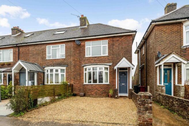 2 bed property, in M'tongue Avenue, £375,000