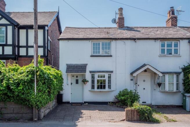 2 bed property, in Mobberley Road, £350,000