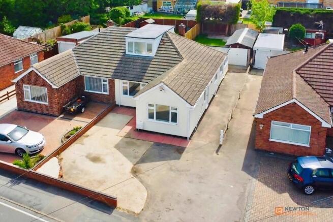 3 bed property, in College Road, £325,000