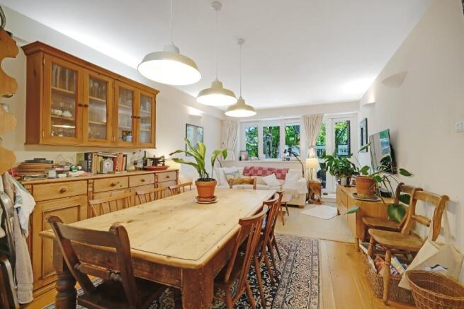 3 bed property, in Joseph Trotter Close, £775,000