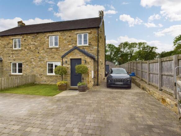 4 bed property, in Bolton Gill House, £450,000