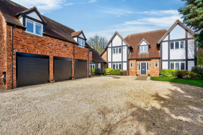5 bed property, in Hatfield Norton Worcester, £1,150,000