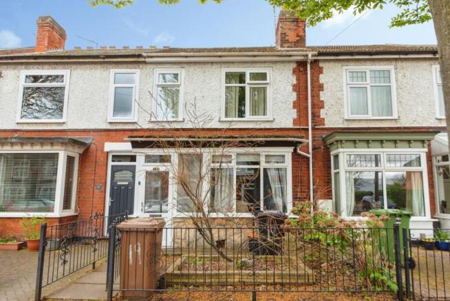 3 bed property, in Church Drive, £160,000