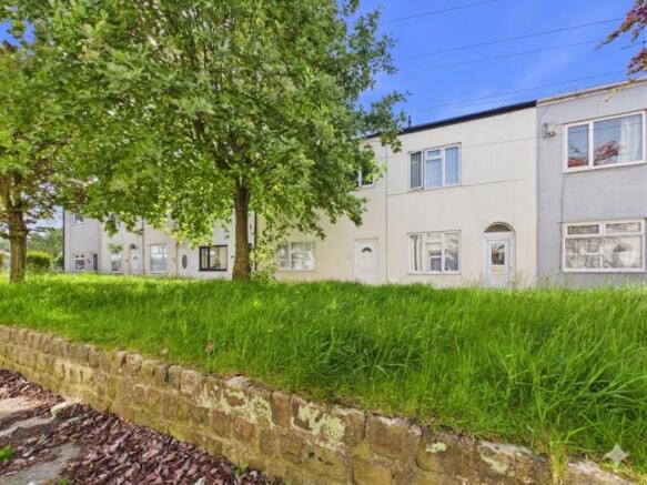 3 bed property, in Field Street, £115,000