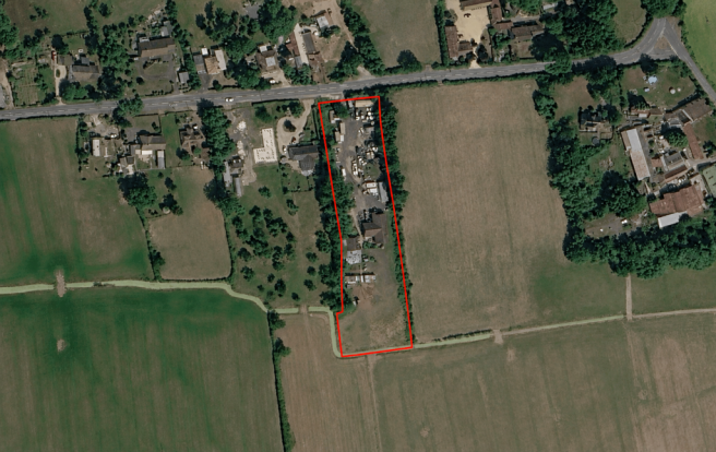 4 bed property, in Waggon Nurseys, £500,000
