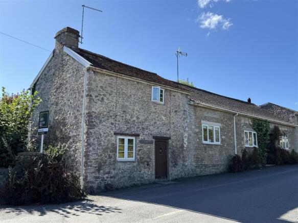 1 bed property, in Little Green, £225,000
