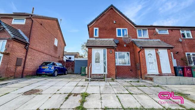 2 bed property, in Freshfield Avenue, £150,000