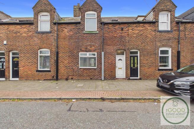 3 bed property, in 45 Southwick Road, £25,000