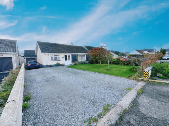 2 bed property, in Gower Villa Lane, £265,000
