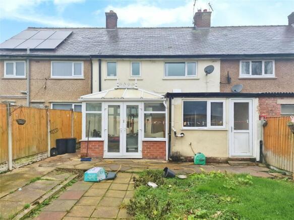 3 bed property, in Tan Yr Hafod, £150,000