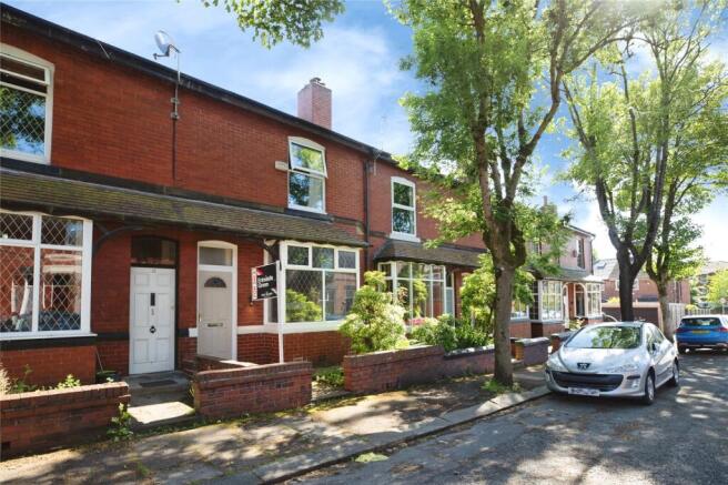 2 bed property, in Mostyn Avenue, £165,000