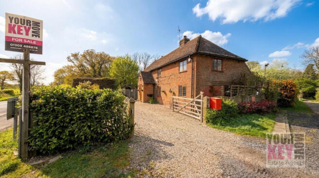 5 bed property, in Sandling Road, £950,000