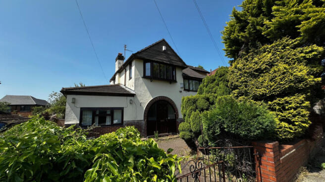 5 bed property, in Butterstile Lane, £490,000