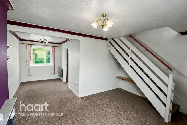 4 bed property, in Cromer NR27, £280,000