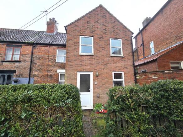 3 bed property, in Eldon Street, £160,000
