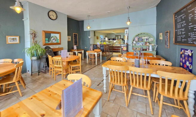 2 bed property, in Market Street, £350,000