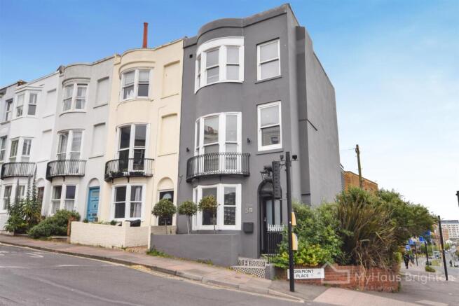 4 bed property, in Egremont Place, £750,000
