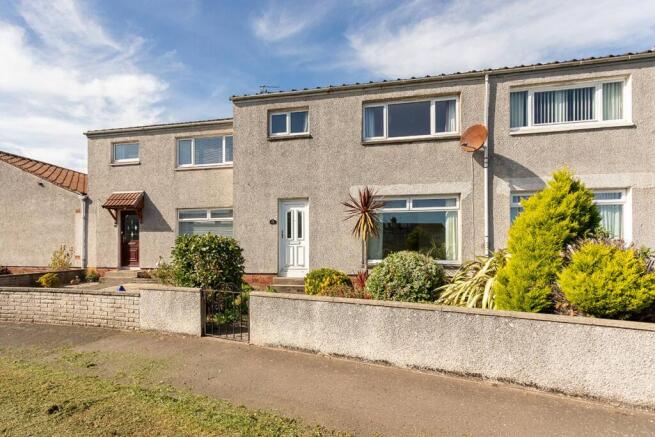 3 bed property, in 13 Straiton Wynd, £225,000