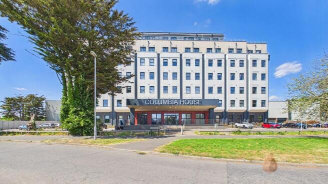 1 bed property, in Romany Road, £165,000