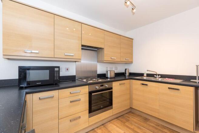 2 bed property, in Cunningham Court, £99,995