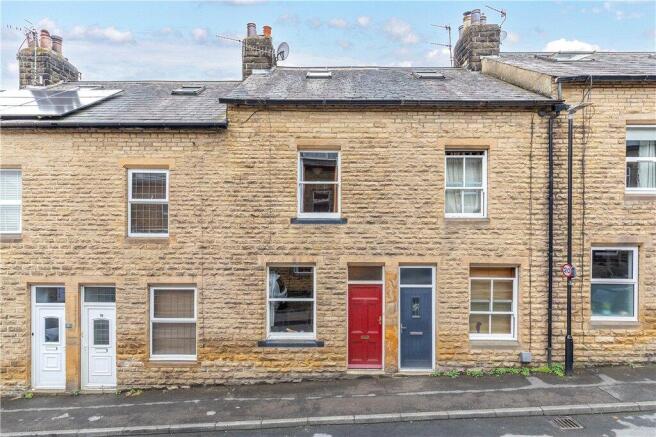3 bed property, in Albion Street, £245,000