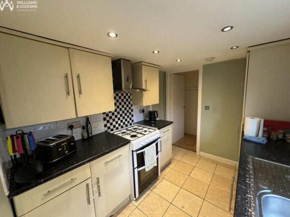 3 bed property, in Well Street, £214,950