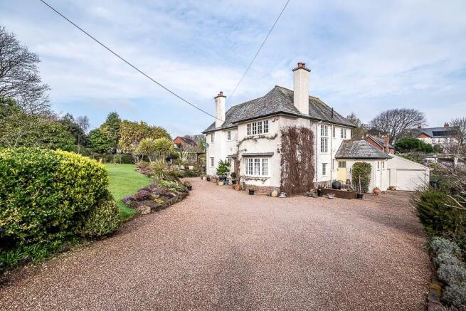 4 bed property, in Barns Road, £995,000