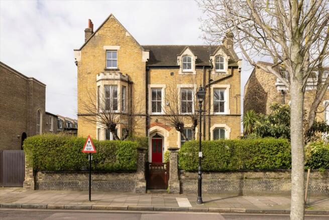 Land, in Coborn Road, £2,500,000