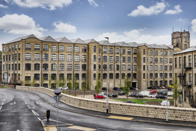 1 bed property, in The Sugar Mill, £70,000