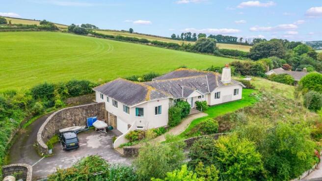 4 bed property, in South Milton, £850,000
