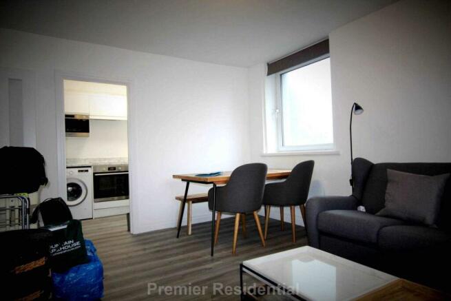 1 bed property, in St George`s Court, £125,000