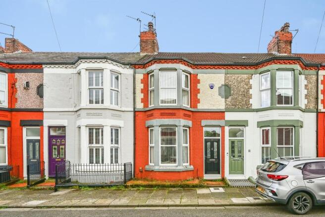 3 bed property, in Lichfield Road, £265,000