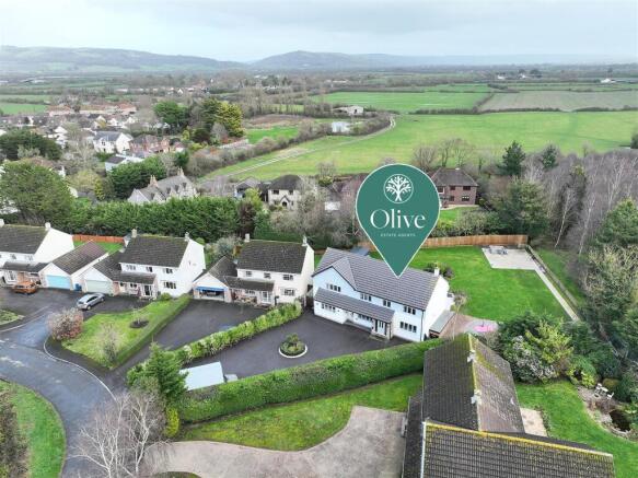5 bed property, in Church Lane, £1,195,000