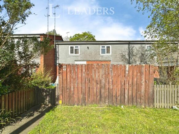 2 bed property, in Apollo Drive, £180,000