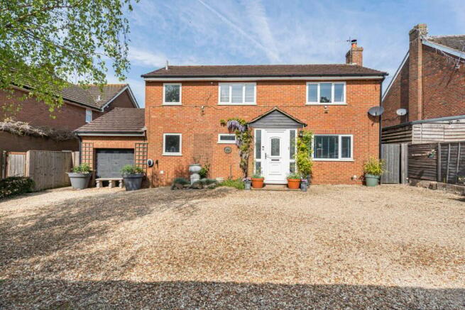 4 bed property, in Grendon Road, £680,000