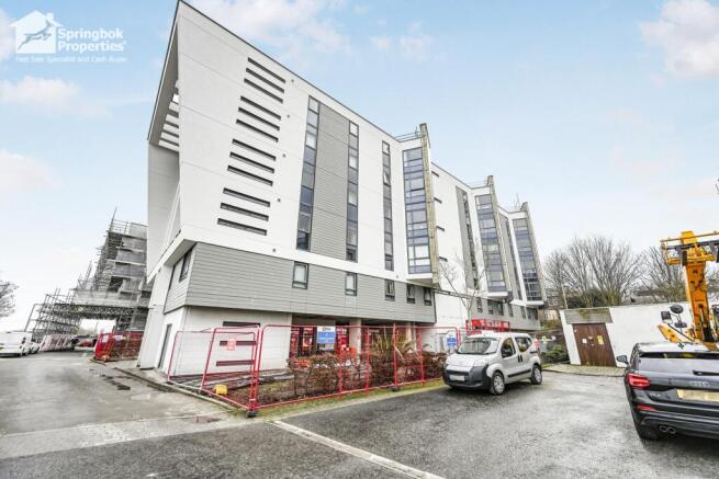 2 bed property, in Lock 7, £75,000