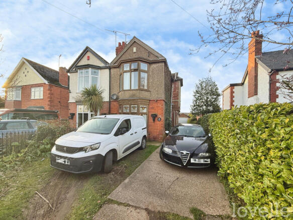 3 bed property, in Hykeham Road, £260,000