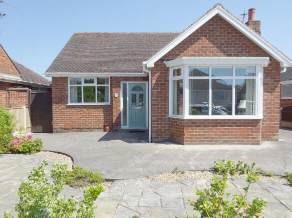 1 bed property, in Boston Avenue, £279,995