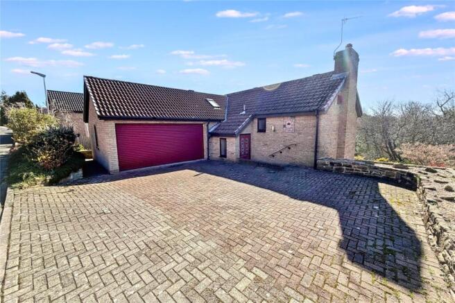 3 bed property, in Ridgeway, £400,000