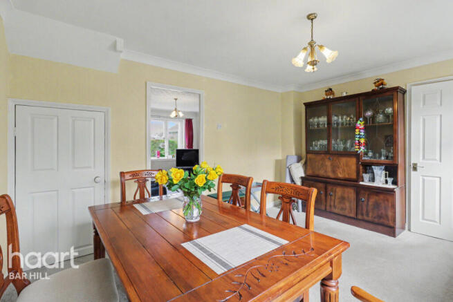 4 bed property, in Stonefield, £350,000