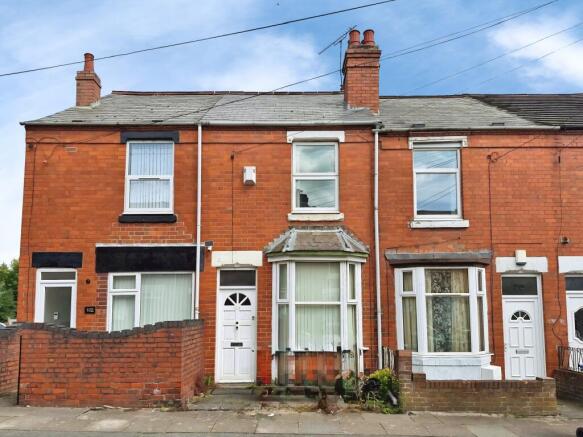 3 bed property, in 100 Kensington Road, £90,000