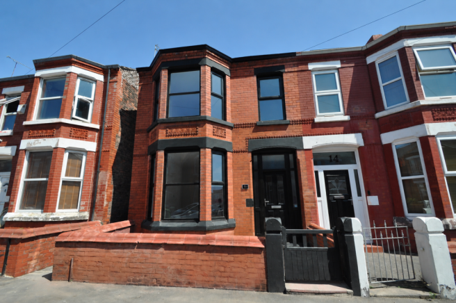 3 bed property, in Oxford Road, £189,995