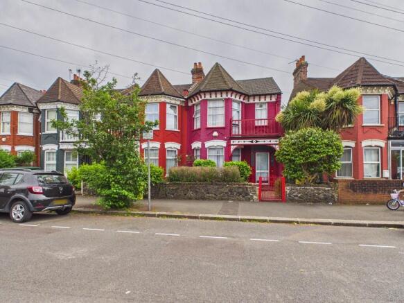 3 bed property, in Mulgrave Road, £750,000