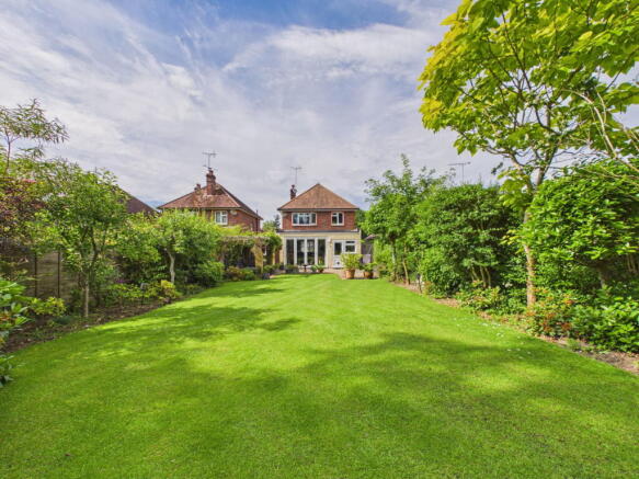 3 bed property, in Forest Road, £650,000