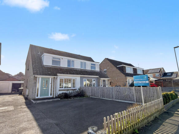3 bed property, in Gussage Road, £350,000