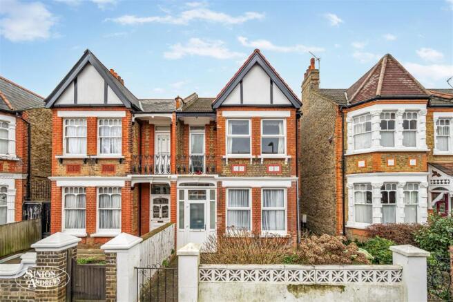 3 bed property, in Coldershaw Road, £950,000