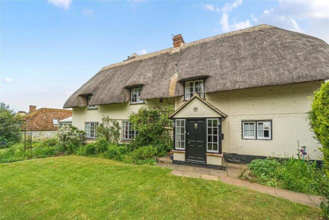 4 bed property, in Albury, £775,000