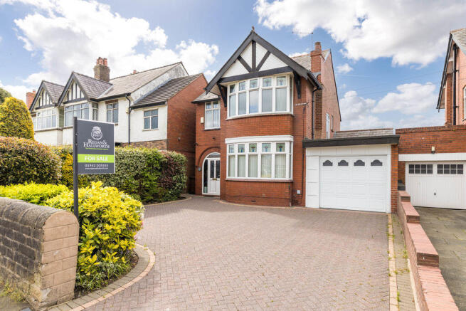 3 bed property, in Orrell Road, £375,000